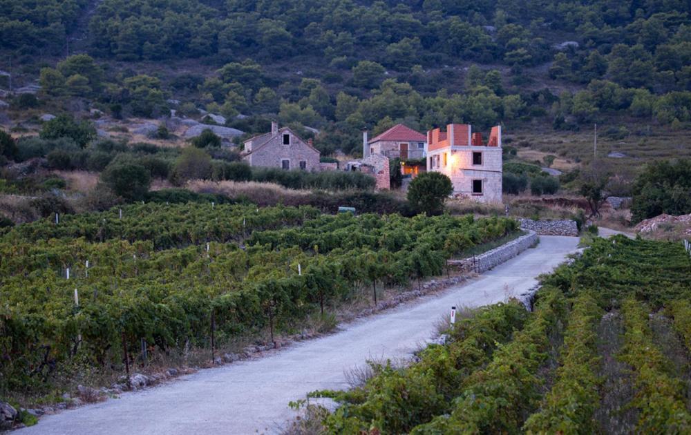 Holiday Home Burba Komiža Eksteriør billede