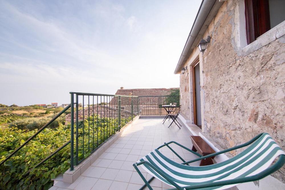 Holiday Home Burba Komiža Eksteriør billede